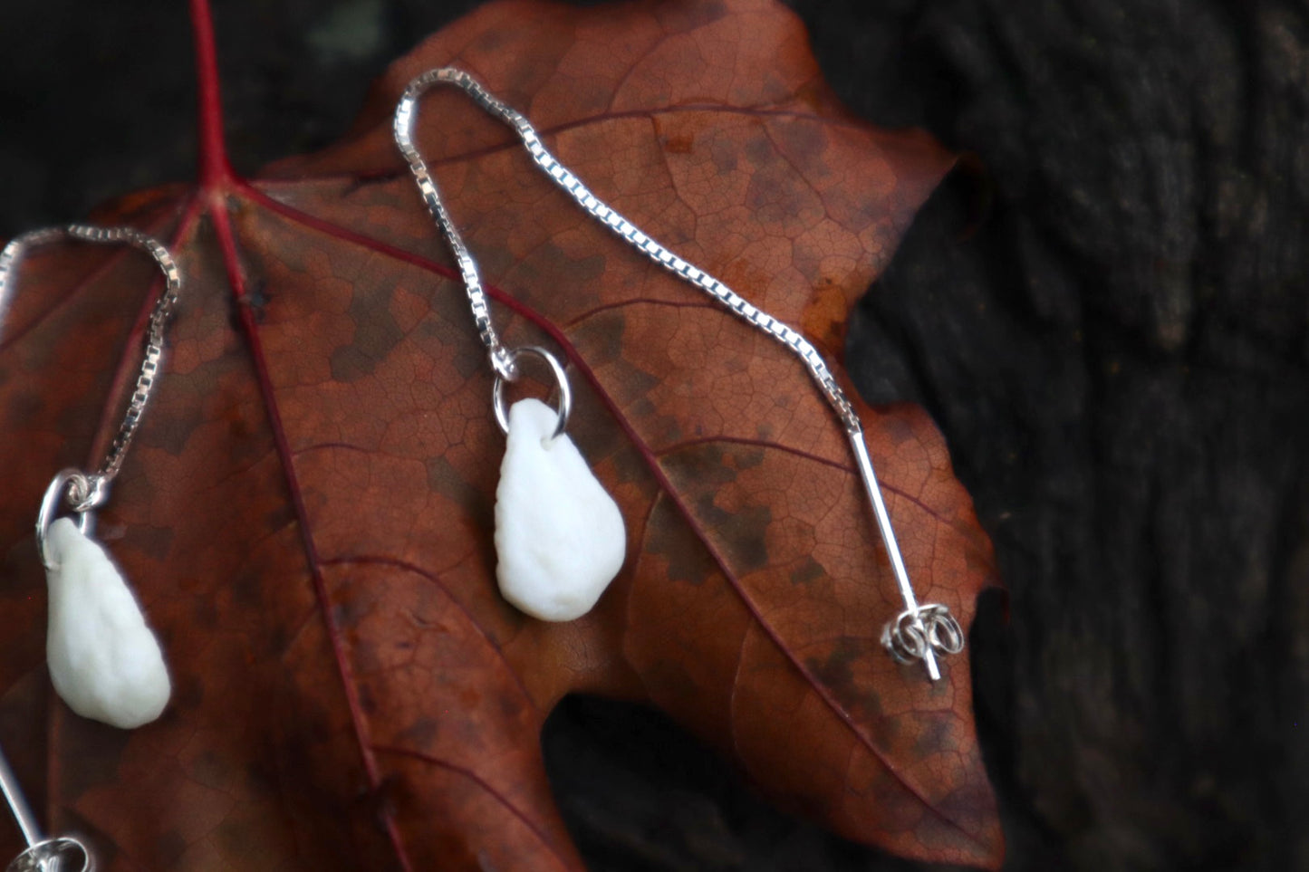 Polydactyl Cat Patella Earrings - .925 Silver