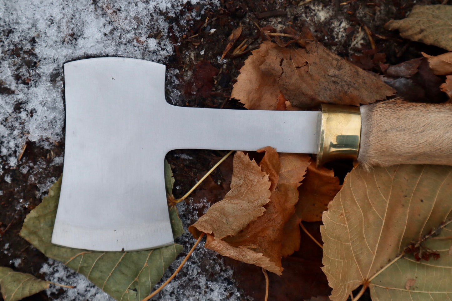 Whitetail Deer Hoof Hatchet