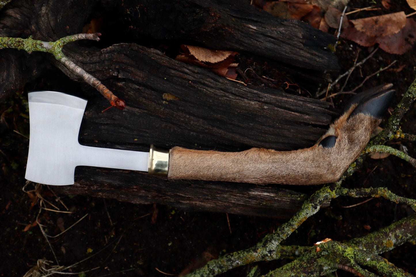 Whitetail Deer Hoof Hatchet