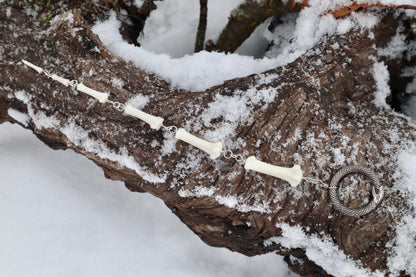 Fluid Mountain Lion Tail Tip Articulation with Ouroboros Ring