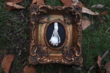 Raccoon Paw Articulation with Crystal Ball