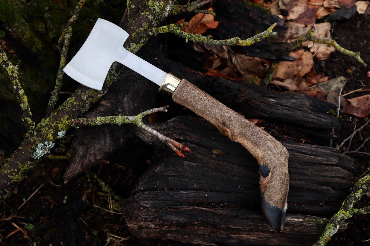 Whitetail Deer Hoof Hatchet