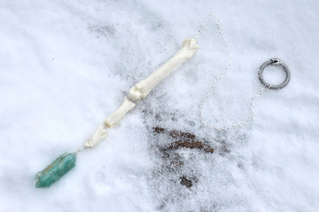 Mountain Lion Toe Pendulum with a Amazonite Point