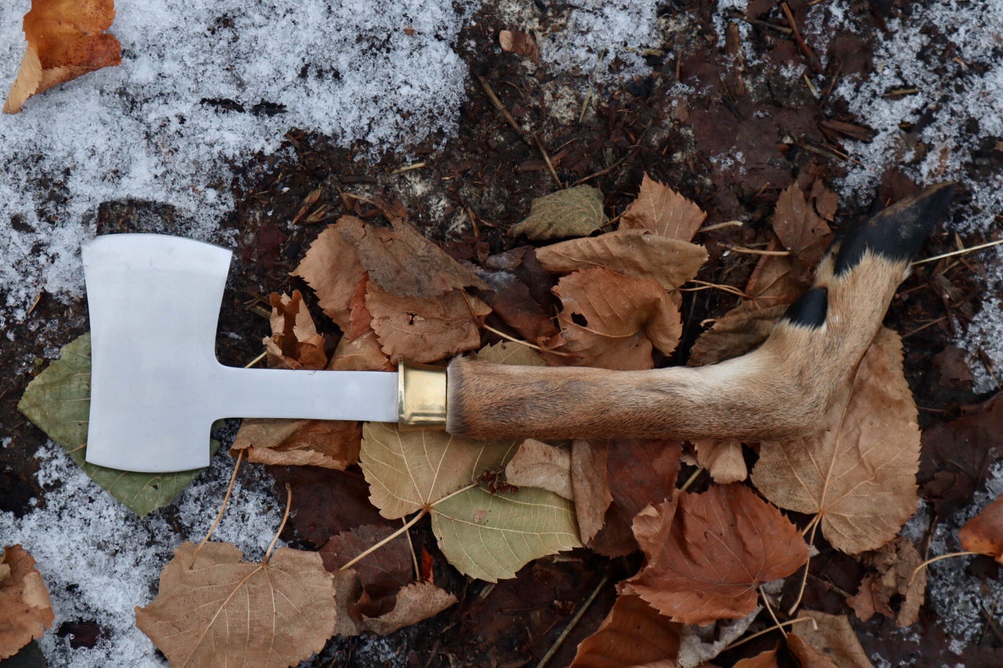Whitetail Deer Hoof Hatchet